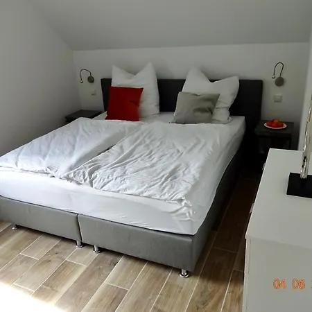 Βίλα Sun & Moon *